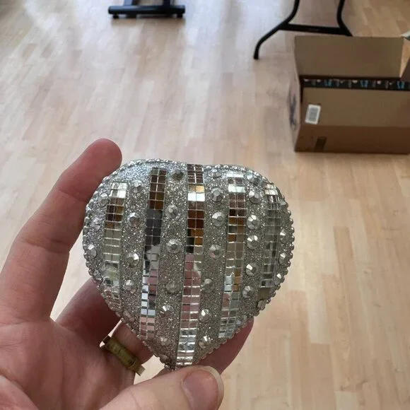 Set of 9 Bracelets including Brighton and Vintage. & cute Heart Embelished Box - Picture 14 of 15